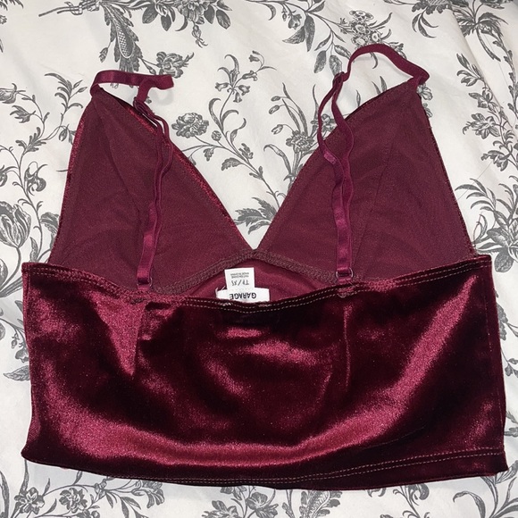 Garage burgundy velvet top - Picture 2 of 2